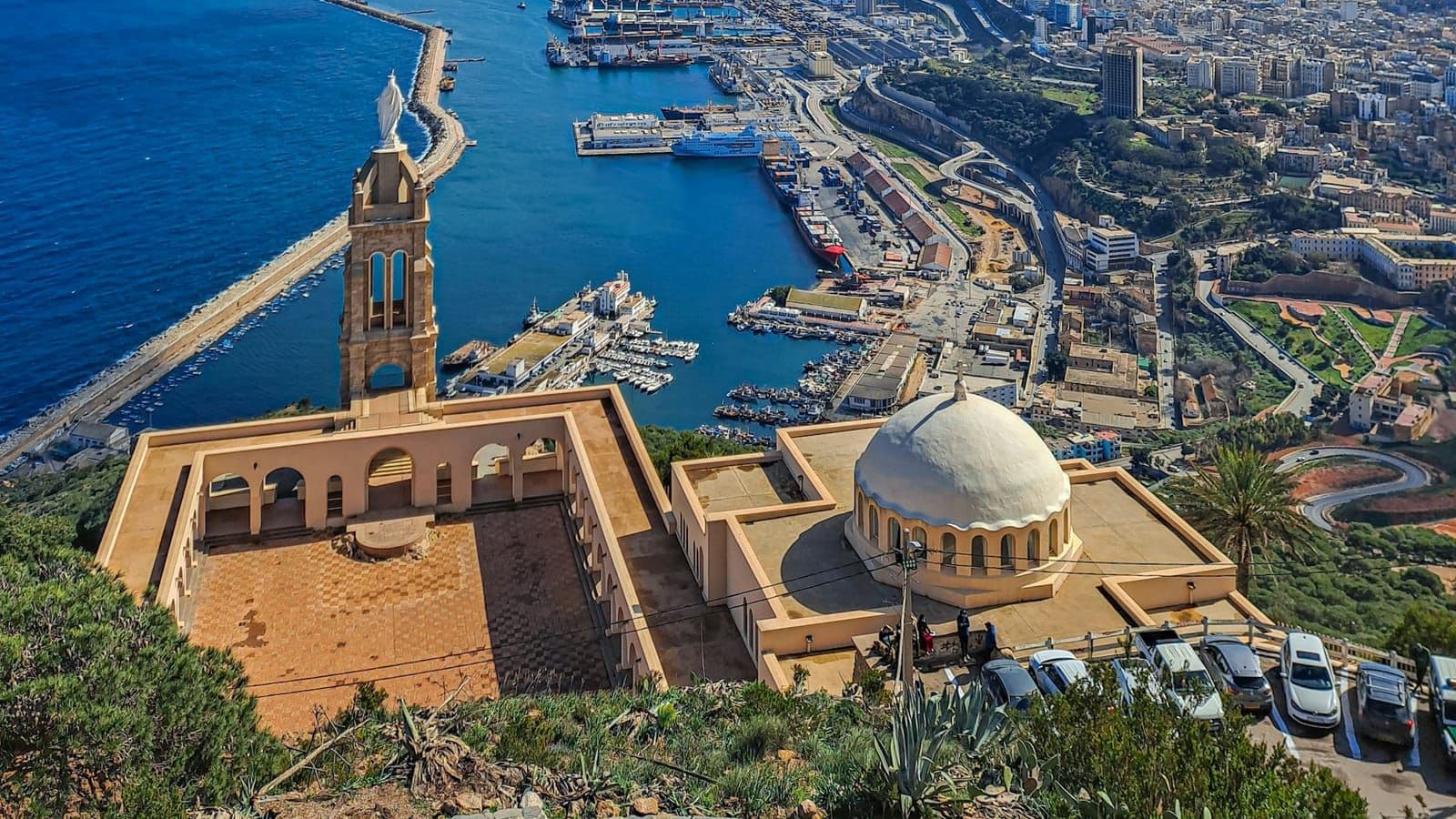 Agence web, SEO et marketing à Oran, Algérie - SimplerWebs Oran, en Algérie : l'agence SimplerWebs crée des sites web et fait du référencement SEO pour les entreprises de Oran